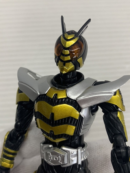 ★S.H.Figuarts 仮面ライダーザビー