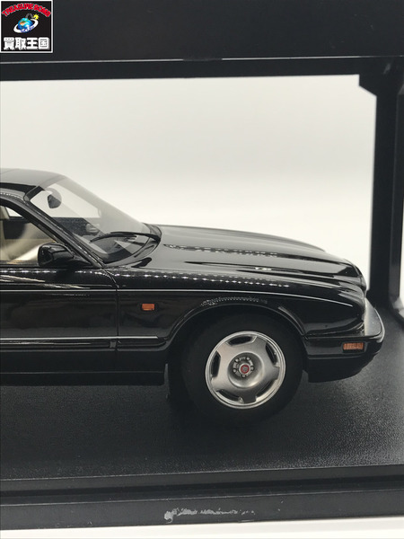 Cult 1/18 ジャガー Jaguar XJR X300 1995