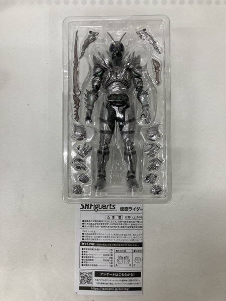 フィギュアーツ 仮面ライダーSHADOWMOON ※胸部分ｷｽﾞあり