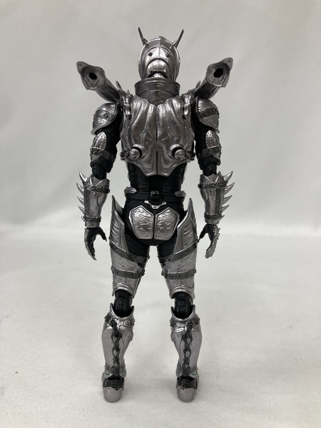 フィギュアーツ 仮面ライダーSHADOWMOON ※胸部分ｷｽﾞあり