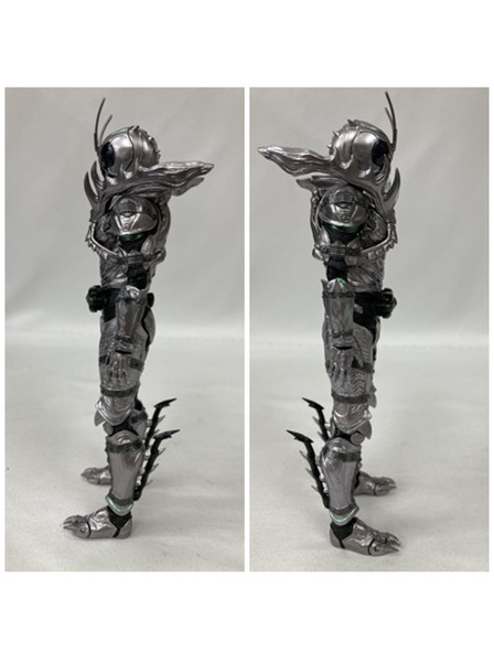 フィギュアーツ 仮面ライダーSHADOWMOON ※胸部分ｷｽﾞあり