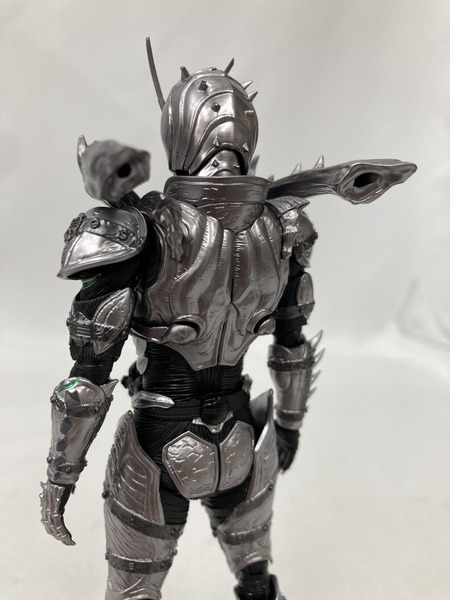 フィギュアーツ 仮面ライダーSHADOWMOON ※胸部分ｷｽﾞあり