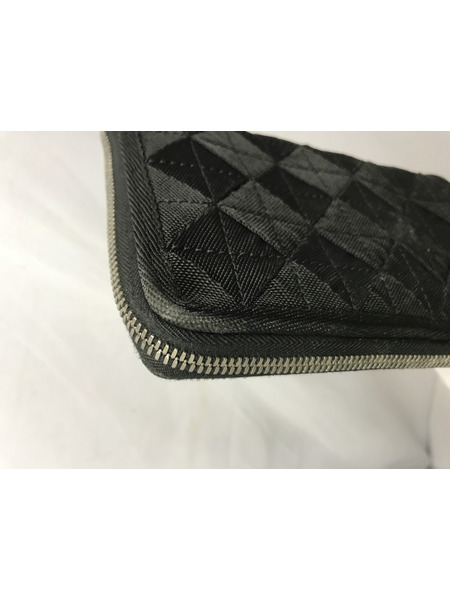 長財布 イントレチャート ラウンドジップ ロングウォレット ブラック
