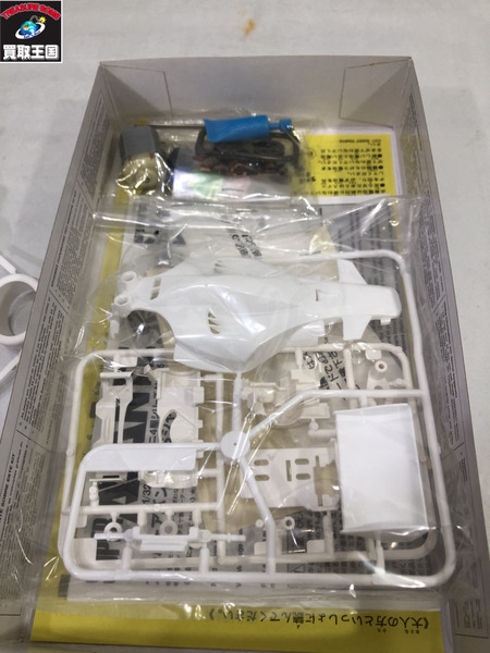 TAMIYA スーパーアバンテ ホワイトスペシャル
