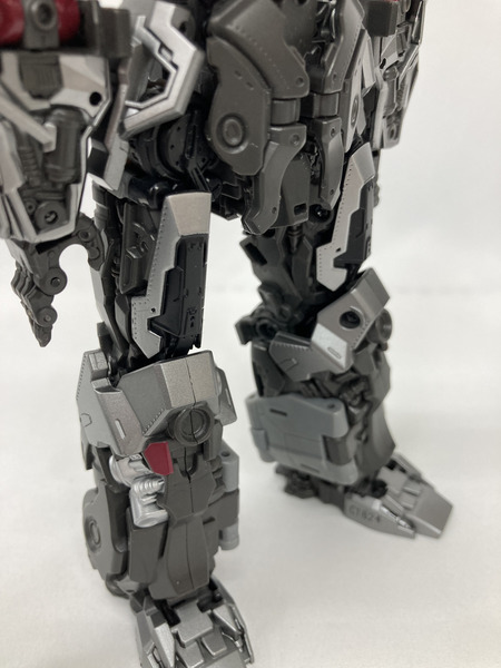 TF SS-127 メガトロン