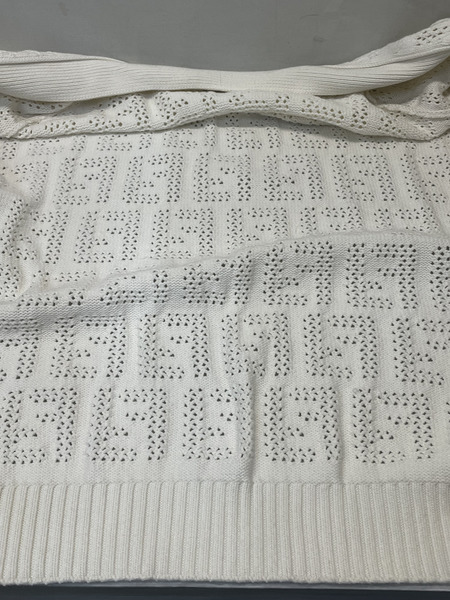 FENDI　FF柄 ズッカ柄 パンチング加工 コットンニットカーディガン 40 アイボリー FZC866