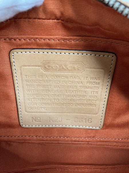 COACH シグネチャーショルダーバッグ