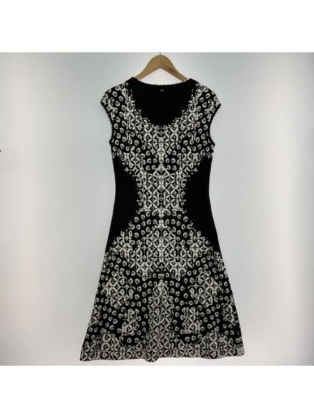 ESCADA Black And White knitted Dress/ブラック