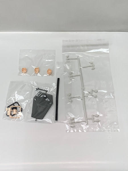 メガミデバイス 1/1 バレットナイツ ランサー 未組立 MEGAMI DEVICE BULLET KNIGHTS LANCER