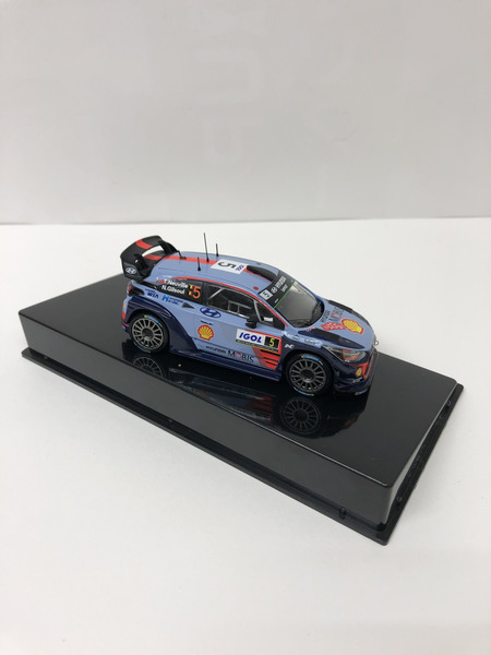 1/43 ヒョンデ i20 Coupe WRC 2017年　ティエリー・ヌービル　二コラ・ジルソー