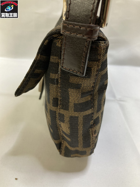 FENDI　ズッカ　マンマバケット ショルダーバック フェンディ