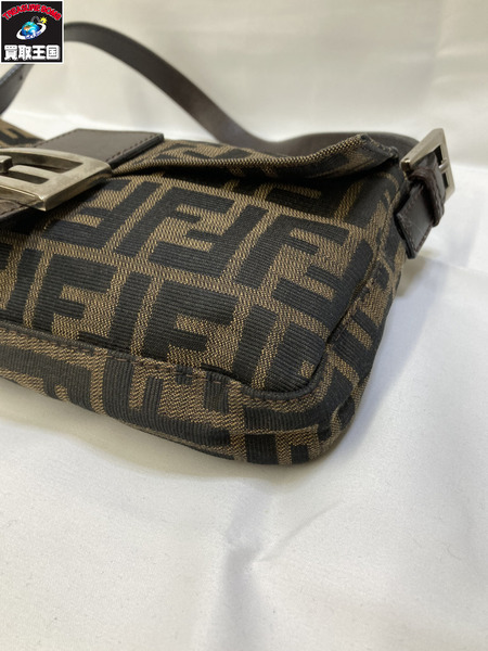 FENDI　ズッカ　マンマバケット ショルダーバック フェンディ
